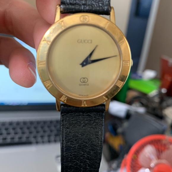 Gucci Watch Original Purchased New - Picture 3 of 3